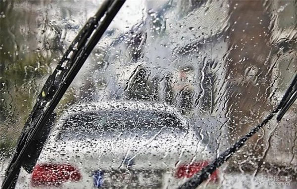 科目二、科目三遇到下雨天應(yīng)該怎樣做？考試順利會(huì)通過(guò)