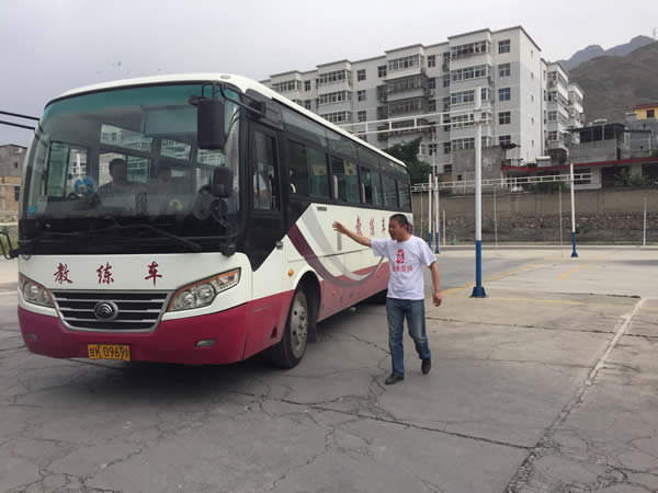 做到兩點(diǎn)，輕松考試，順利拿證